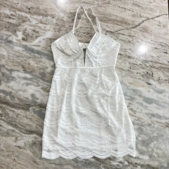 For Love & Lemons Elegant White Lace Dress | NWT | SZ M - Picture 2 of 9